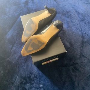 Black Pointed toe low heels